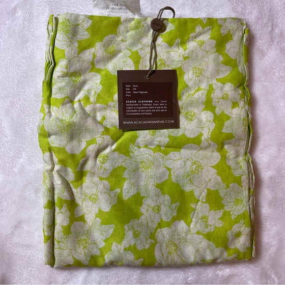 acacia swimwear Other - NWT Acacia Swimwear Neon Magnolia Kuau Pareo